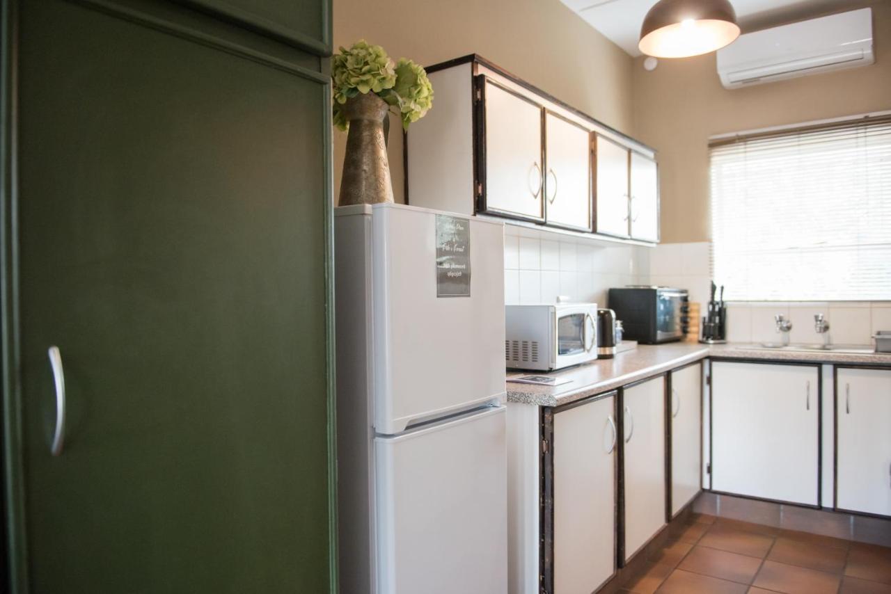 Melrose Place Guestrooms بوتشيفستروم المظهر الخارجي الصورة