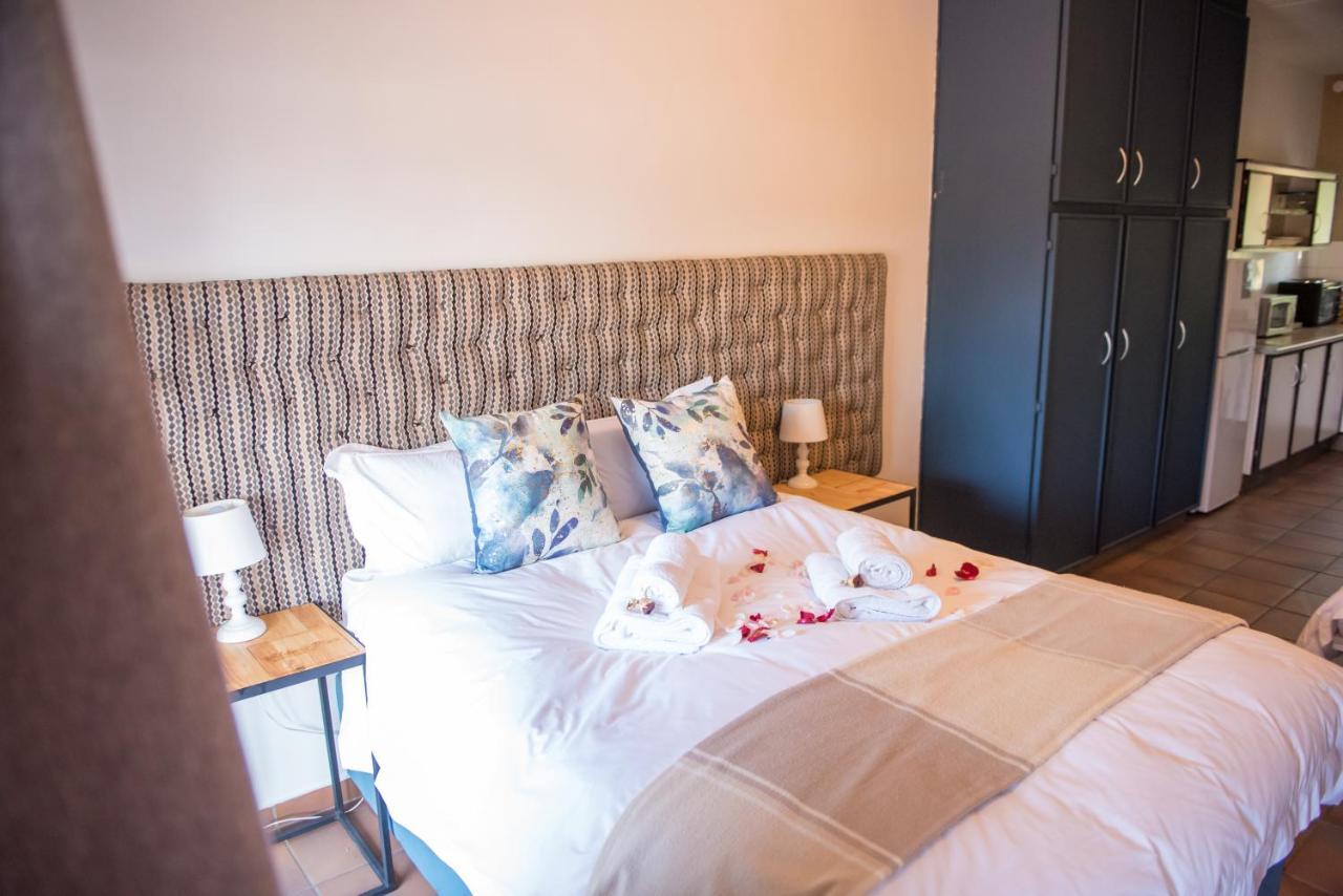 Melrose Place Guestrooms بوتشيفستروم المظهر الخارجي الصورة
