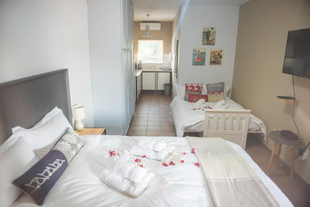 Melrose Place Guestrooms بوتشيفستروم المظهر الخارجي الصورة