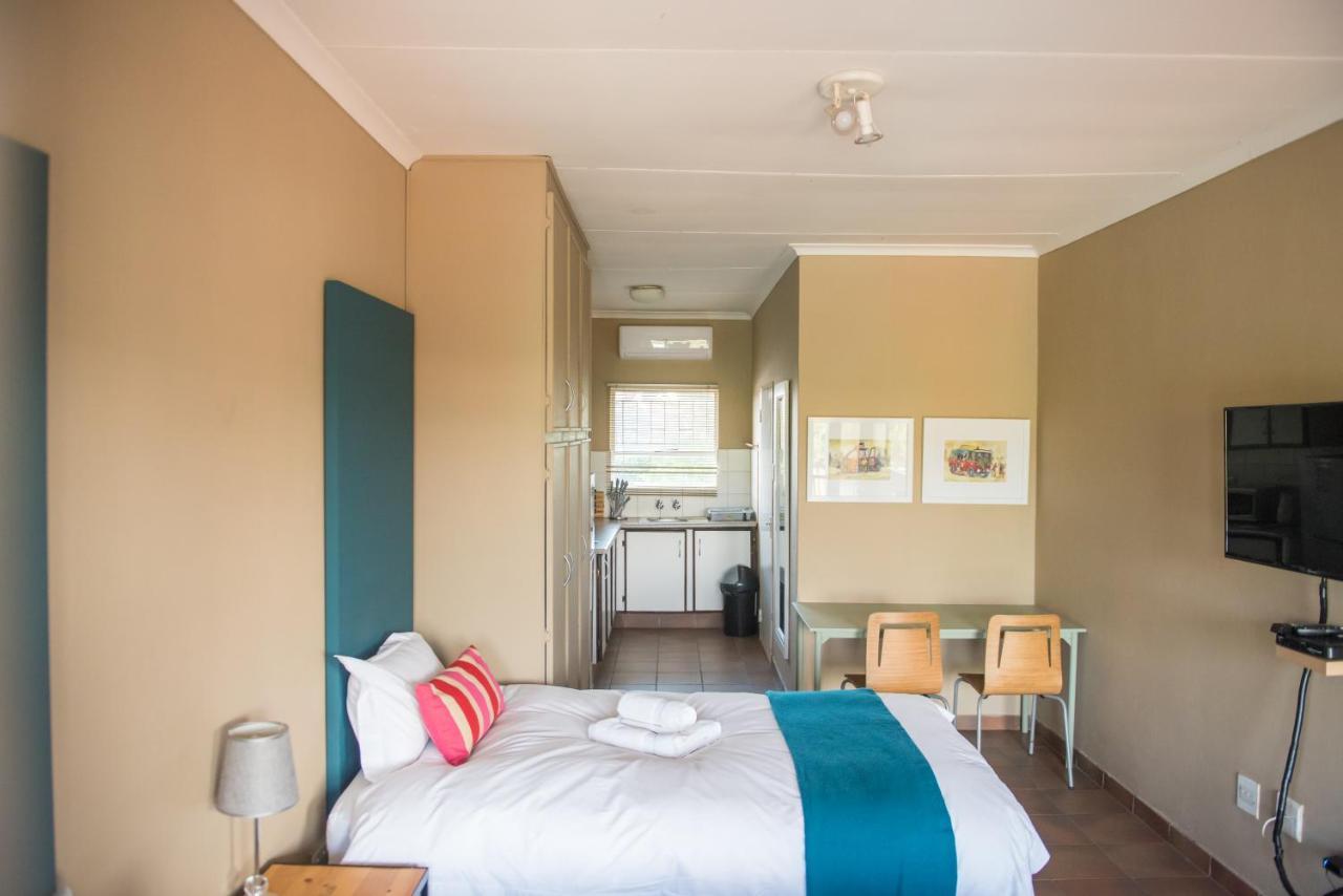 Melrose Place Guestrooms بوتشيفستروم المظهر الخارجي الصورة