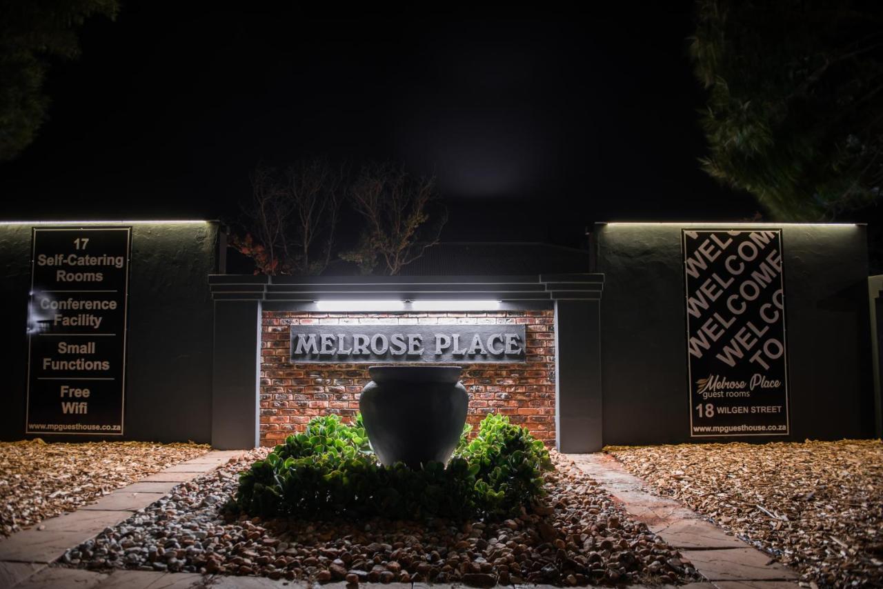 Melrose Place Guestrooms بوتشيفستروم المظهر الخارجي الصورة